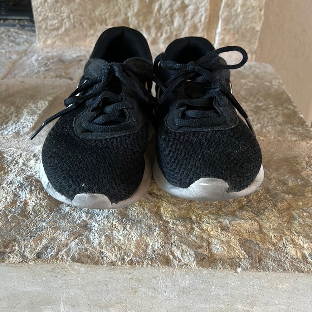 Nike boys shoes